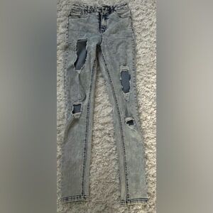 Ripped Women’s Jeans